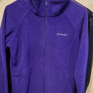 Womens Columbia size medium/large purple jacket
